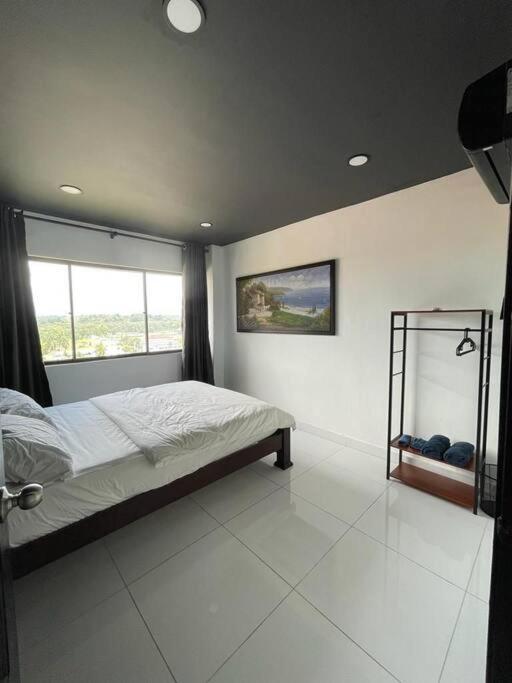 Апартаменты The Arena Tanjung Tuan Порт-Диксон Экстерьер фото